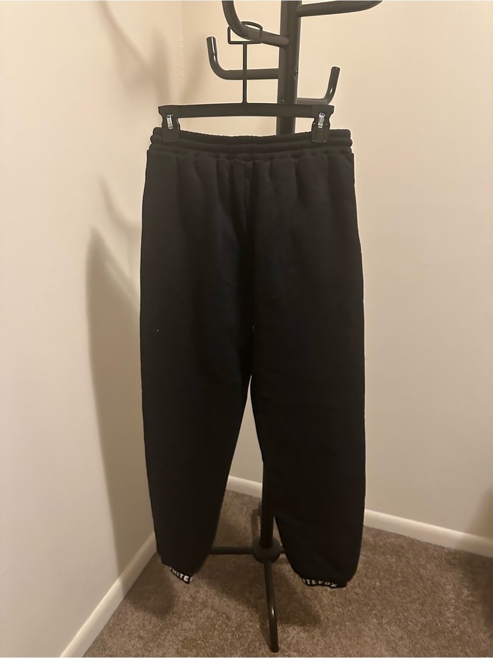 White Fox Tank & Jogger - Picture 12 of 13